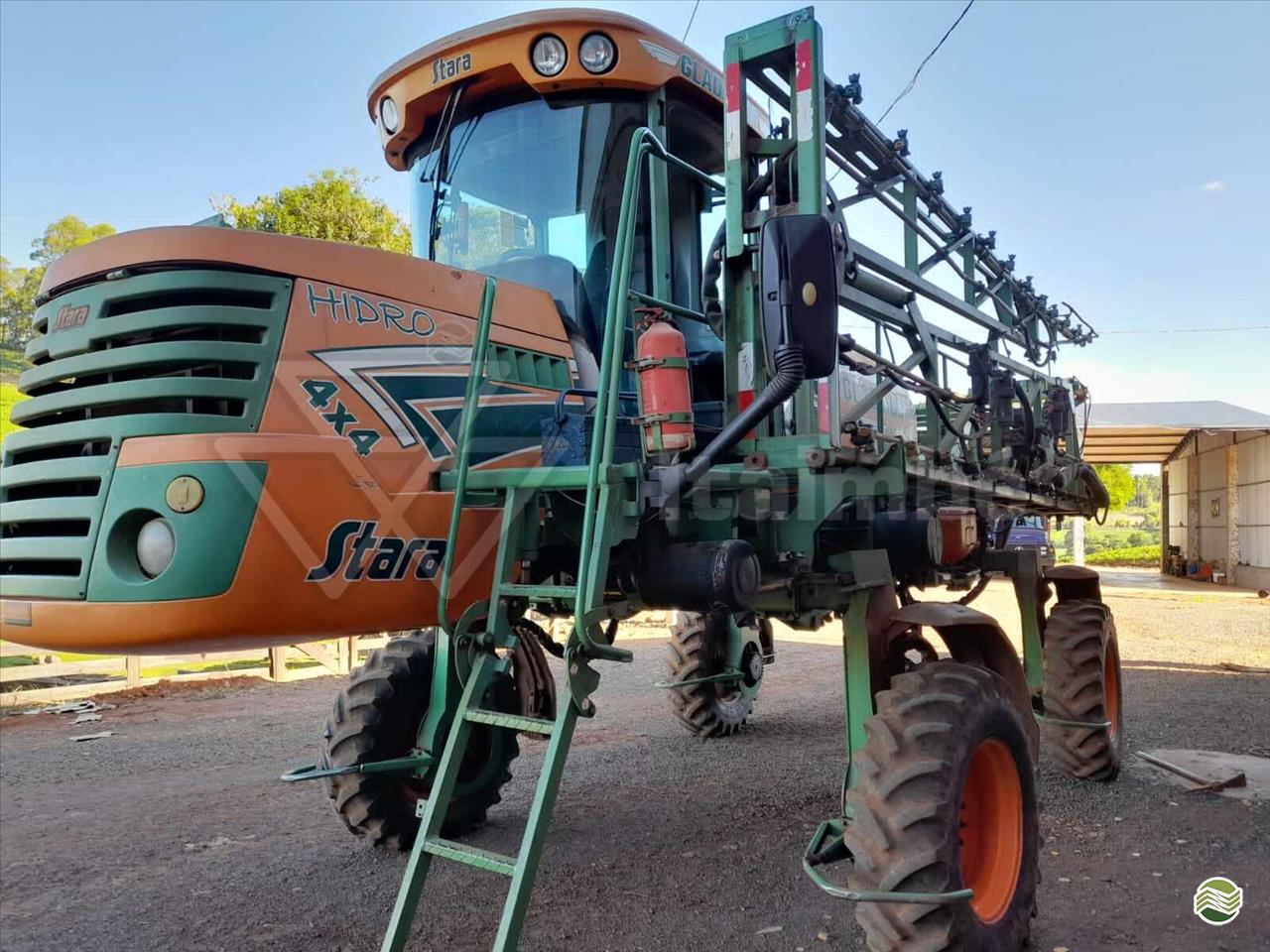 PULVERIZADOR STARA GLADIADOR 2300 Tração 4x4 Itaimbé Máquinas - Massey - Matriz SANTA MARIA RIO GRANDE DO SUL RS